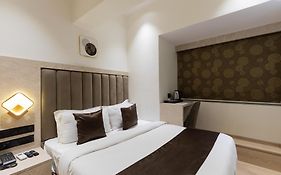 Hotel Larmont Luxury